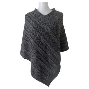 Carraig Donn Poncho Aran Cable Knit Merino Wool Womens Small Gray Ireland Made